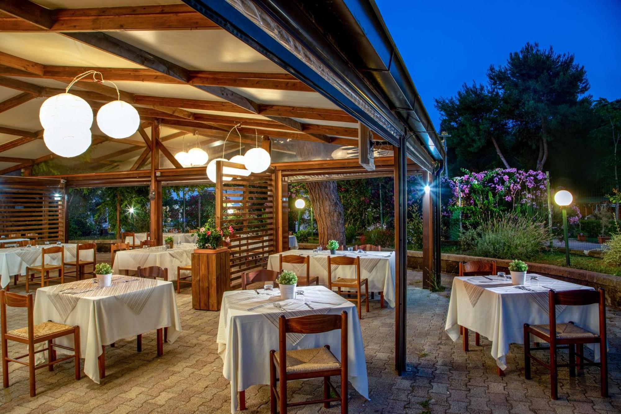 Parco Della Gallinara Lido dei Pini Εξωτερικό φωτογραφία